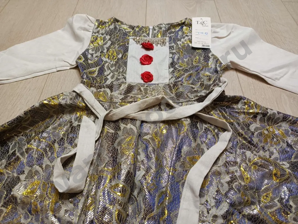 платья нарядные