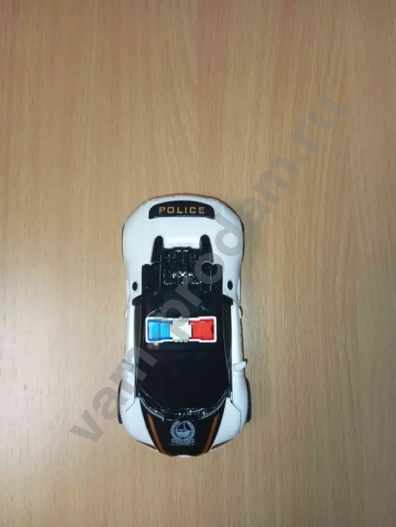 Робот трансформер, электронный заяц, лабубу