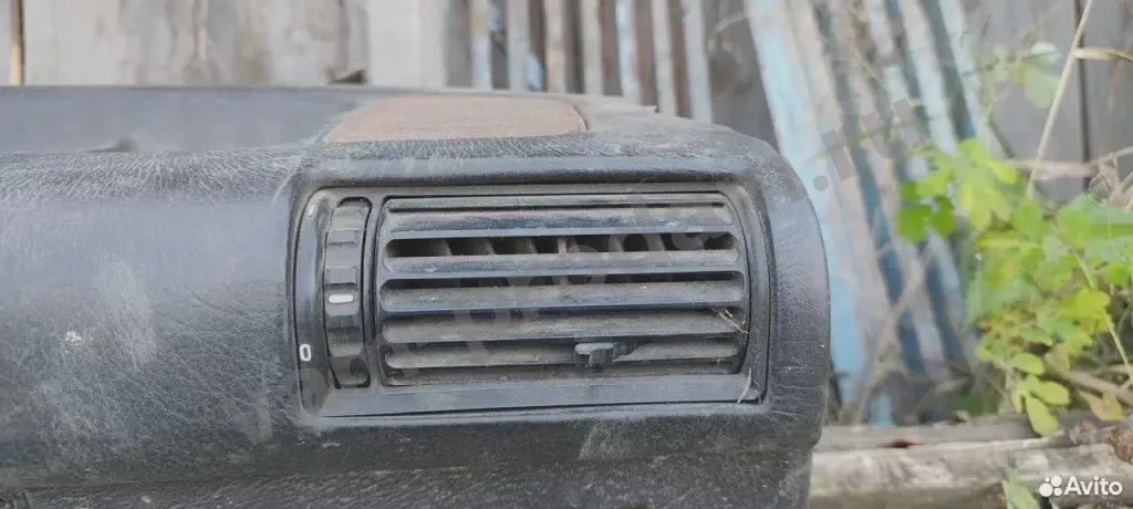 Воздуховод салонный BMW 7 серия Е32 1988 г.в