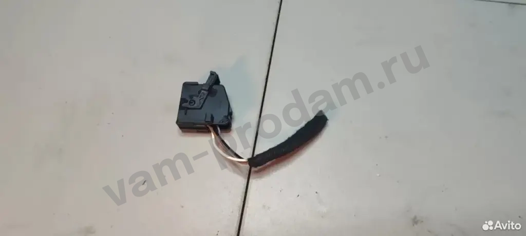 Разъем Audi 113553491