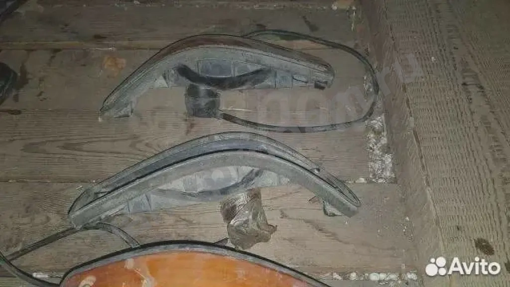 Фонарь указателя поворота бмв е28