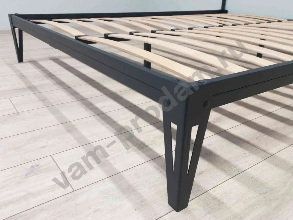 Кровать в стиле Loft