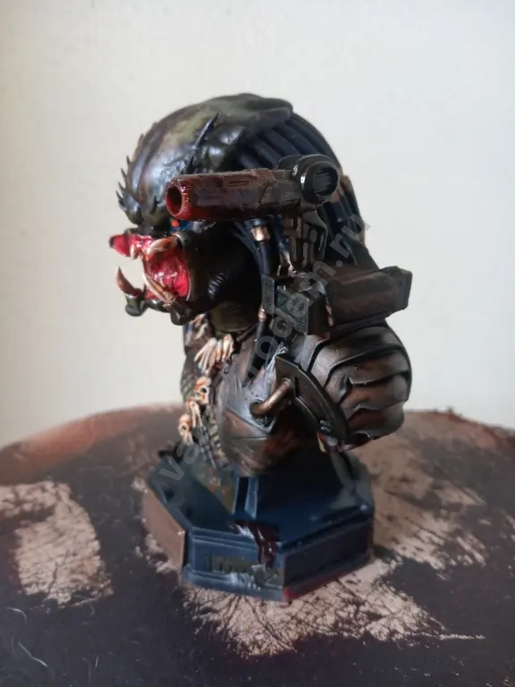 фигурка яуджи