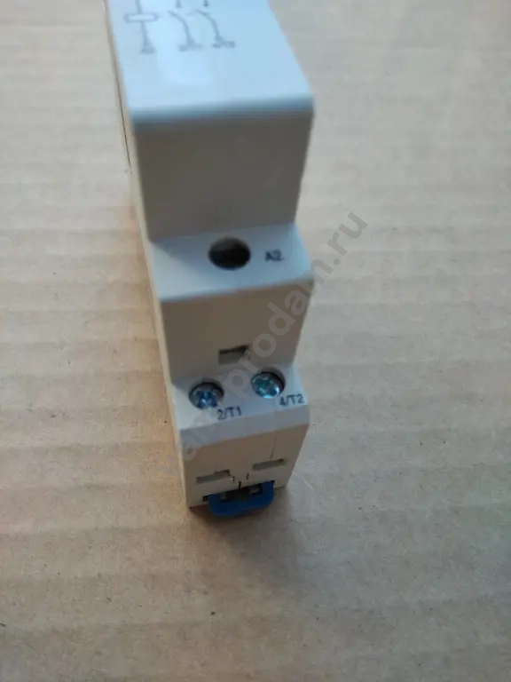 Модульный контактор iek 20a