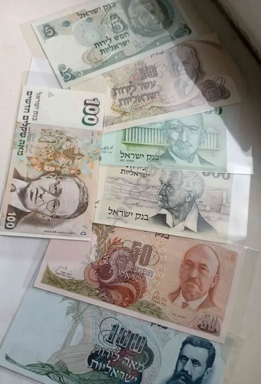Банкноты иностранные unc