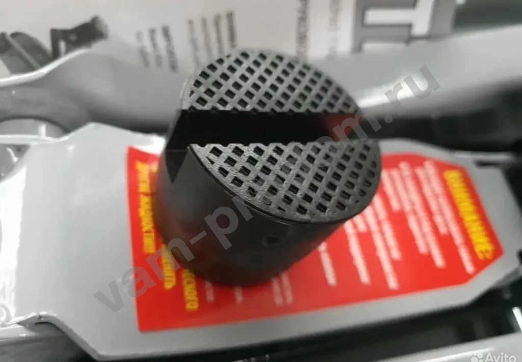 Домкрат подкатной 3т