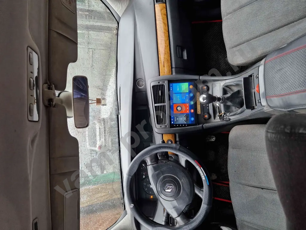 Рено Вел Сатис 2004 год