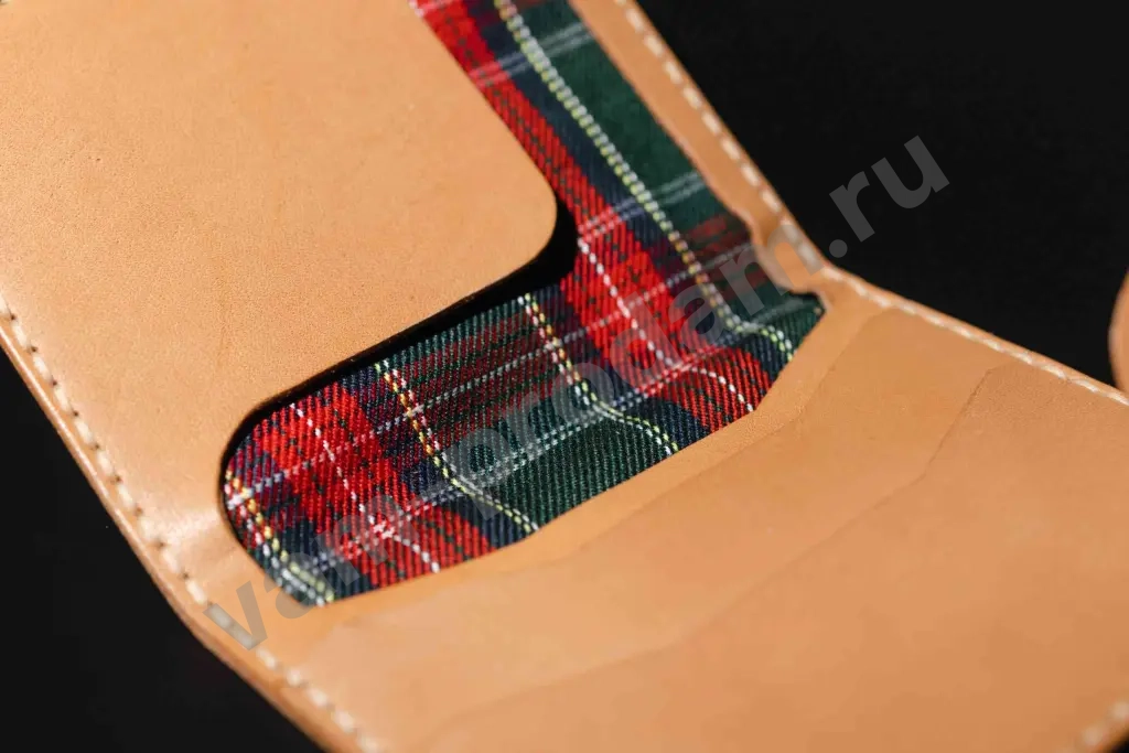 Кошелек из натуральной кожи