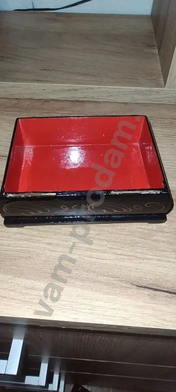 Шкатулка деревянная