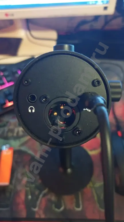 студийный микрофон Podcast