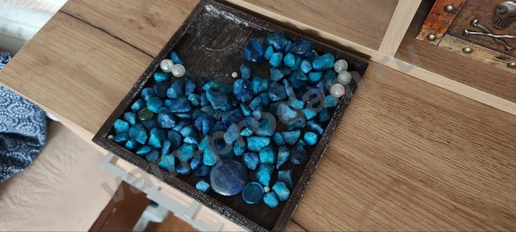 Камешки синие