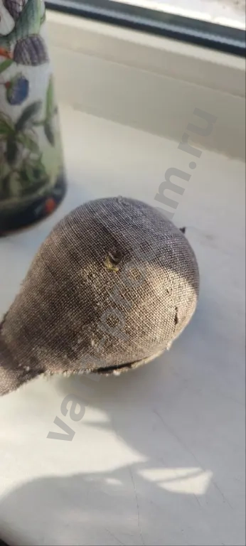 Птичка для елки серая