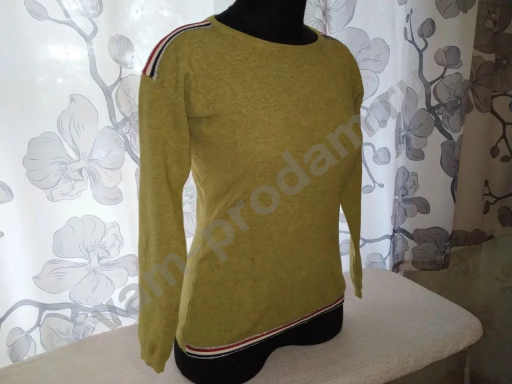 Свитер женский ангора 44-46