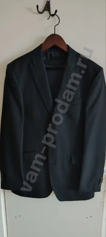 Костюм мужской batistini