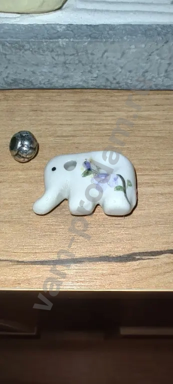 Держатель для благовоний слоник