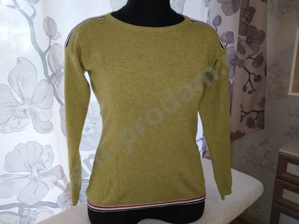 Свитер женский ангора 44-46