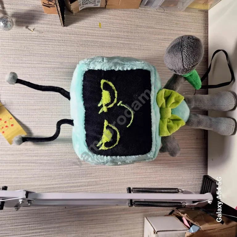 мягкая игрушка из игры Vee из «Dandy’s World»