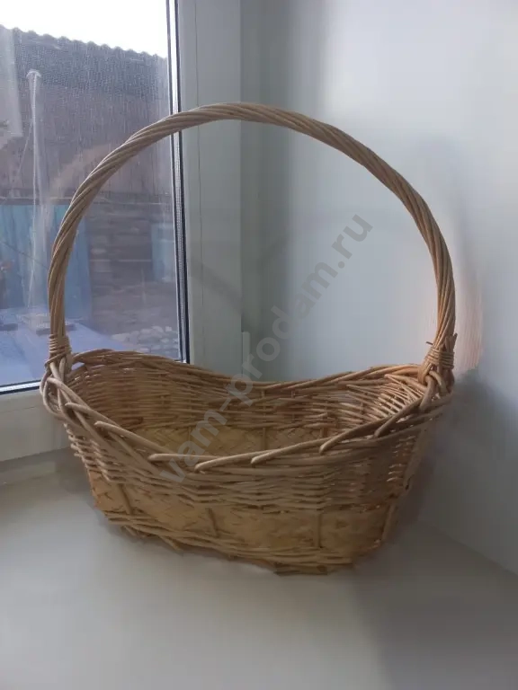 Корзина плетеная