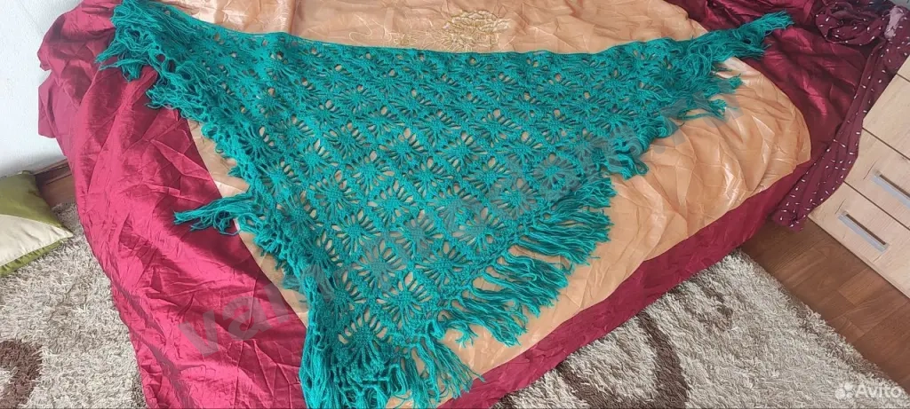 Шаль вязаная ручная работа, платок