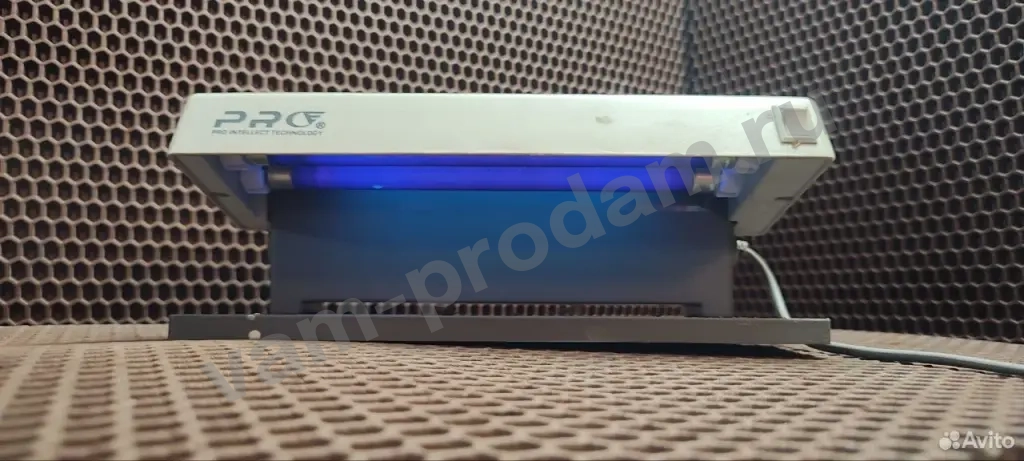 Детектор банкнот ультрафиолетовый