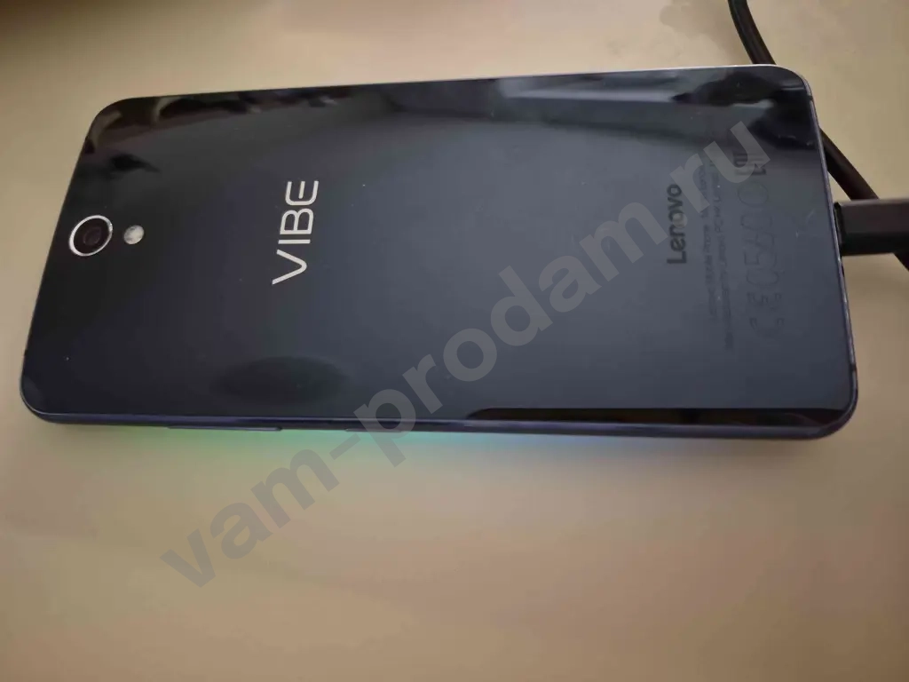 Телефон Lenovo S1a40 VIBE