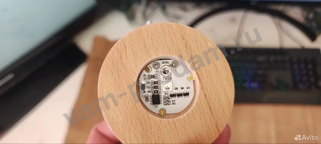 Светодиодная подставка для сувениров