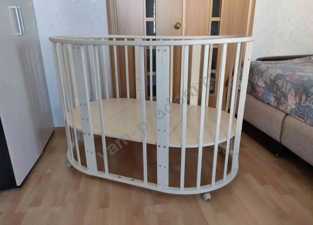 Кроватка детская