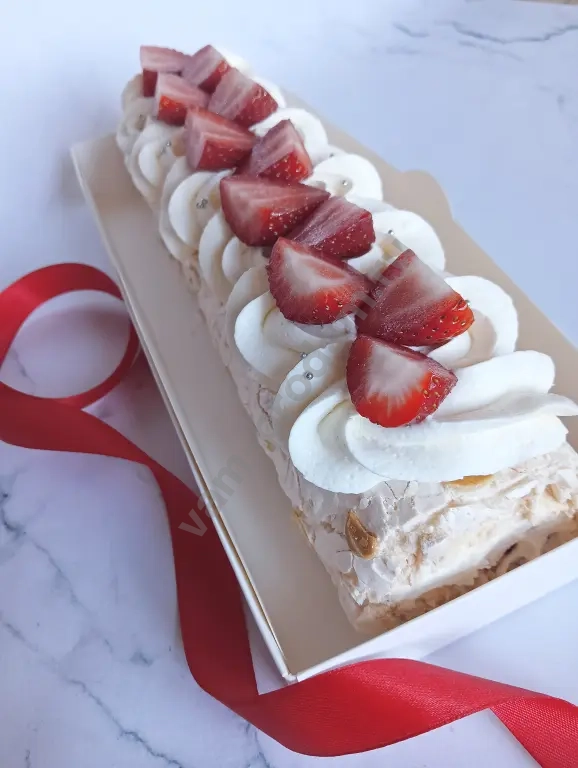 Меренговый рулет