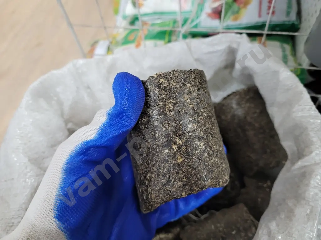 Топливные брикеты жмых подсолнечника мешки и мкр