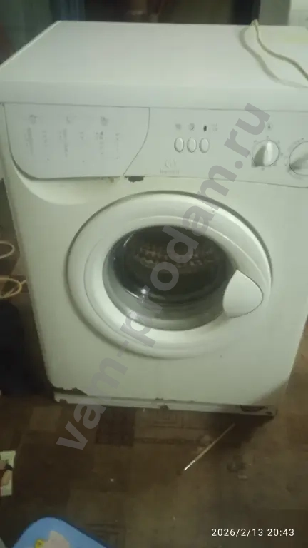 стиральная машина Индезит.