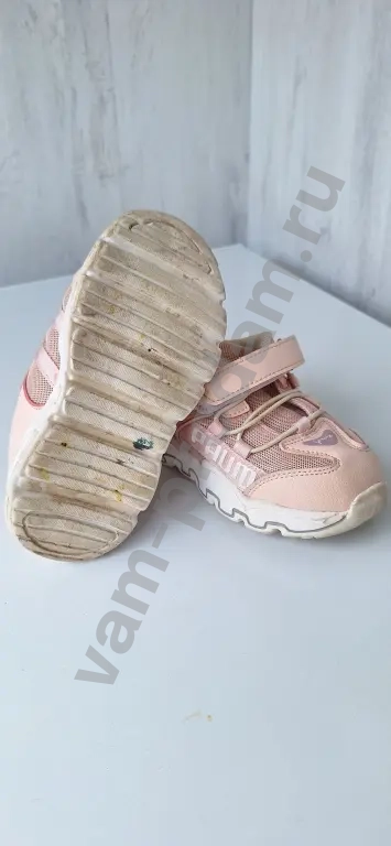 Кроссовки для девочки размер 28