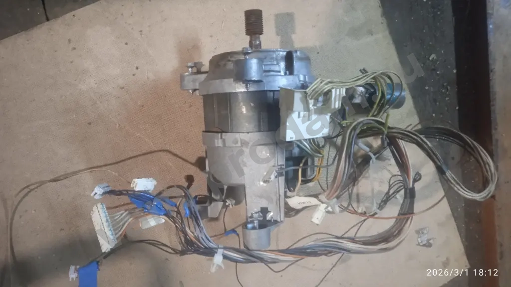 мотор от стиральной машины Индезит