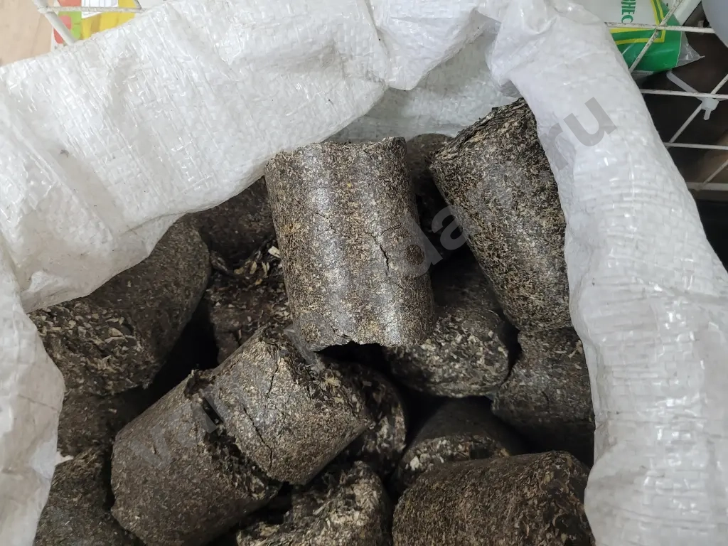 Топливные брикеты жмых подсолнечника мешки и мкр