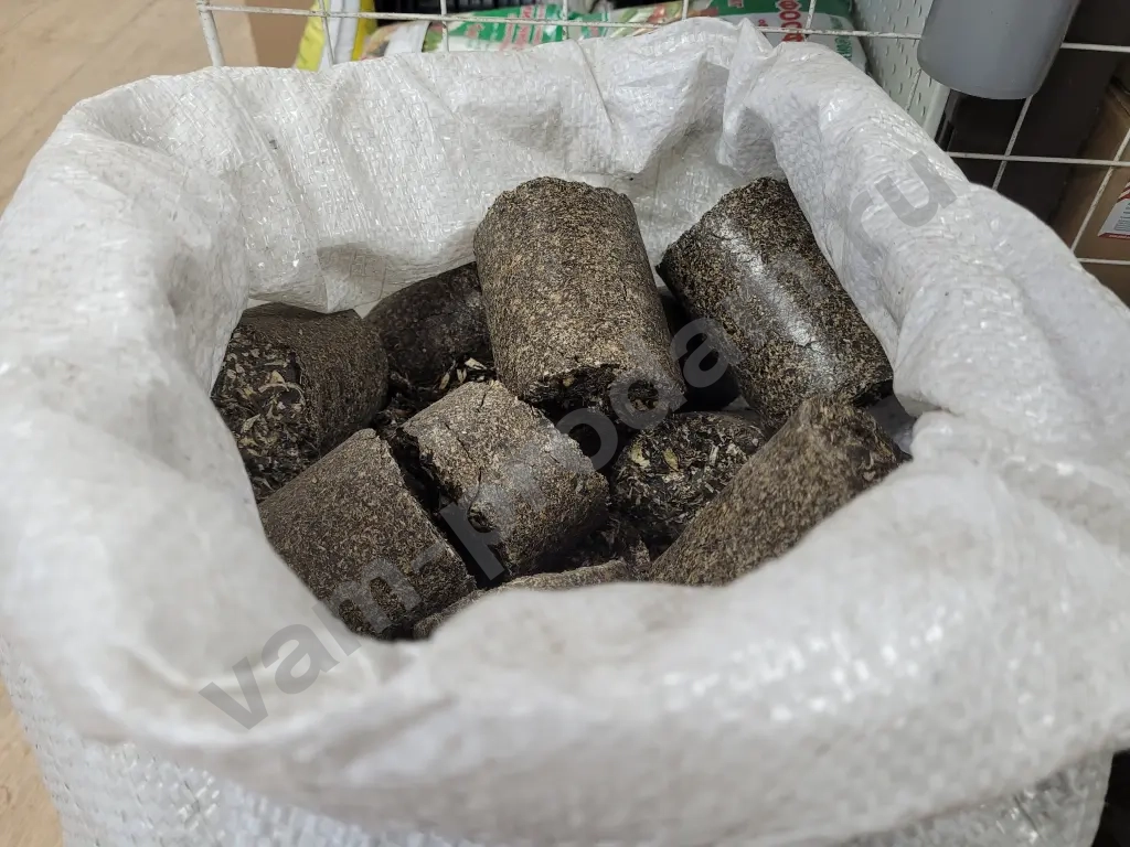 Топливные брикеты жмых подсолнечника мешки и мкр