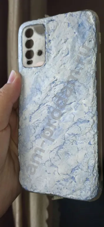 Нанесение декоративной штукатурки