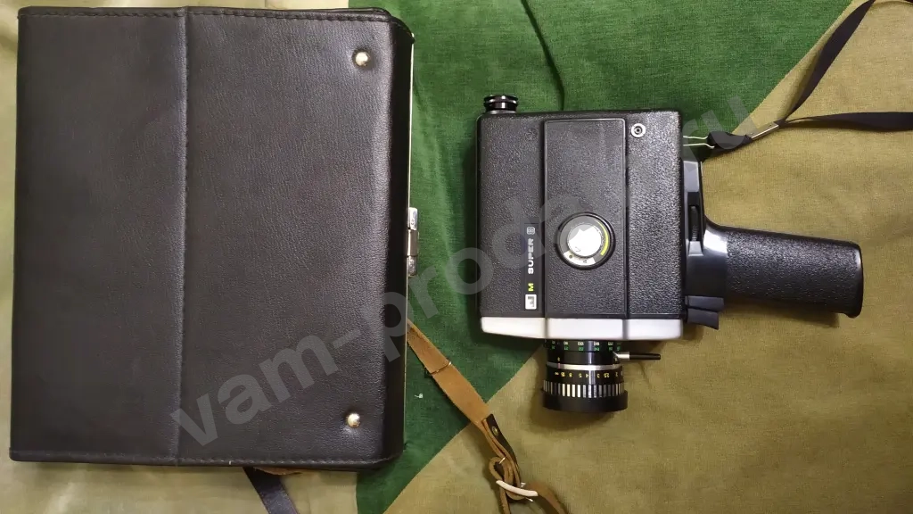 Кинокамера пленочная