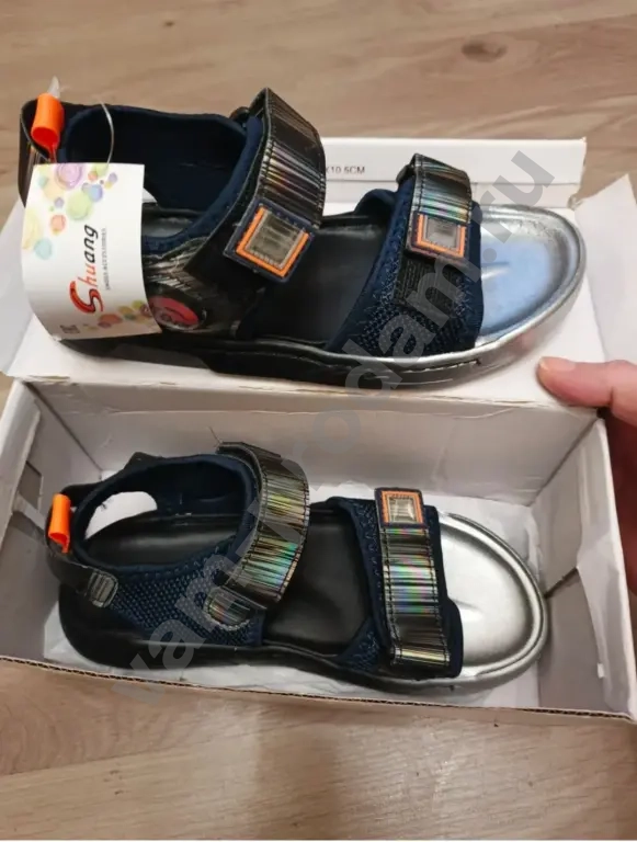 Сандалии детские 33 размер