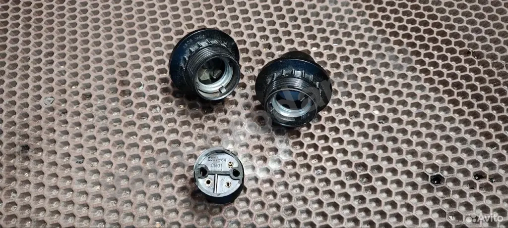 Патрон для лампы, советский