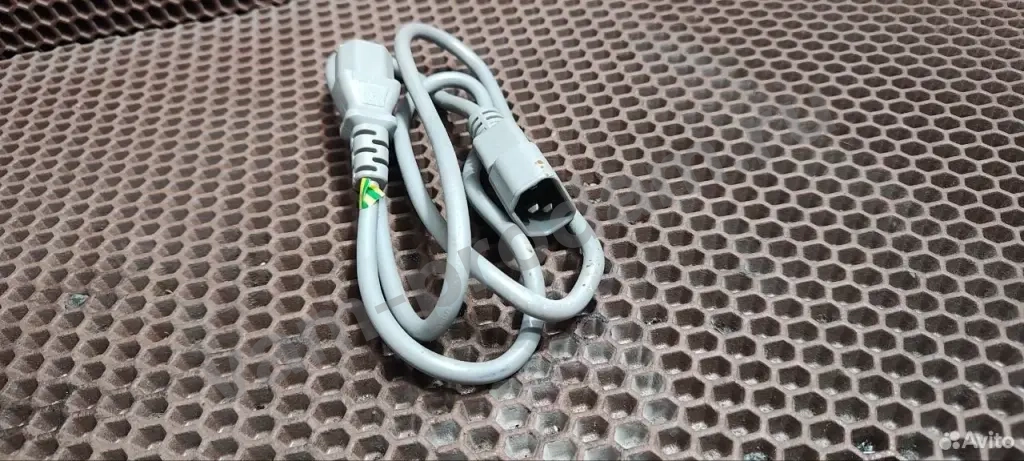 Кабель питания для компьютера