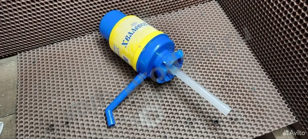 Помпа для воды механическая