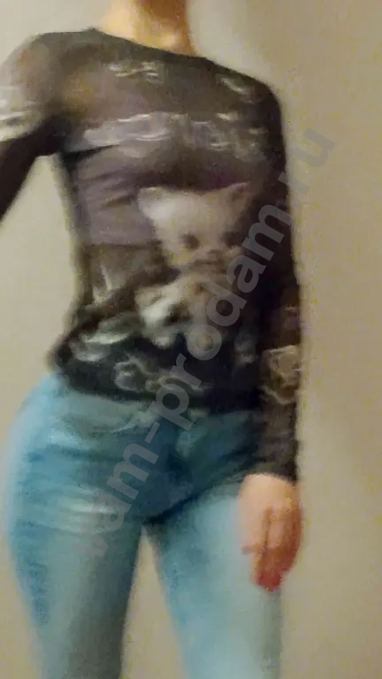 Лонгслив женский сетка серого цвета.