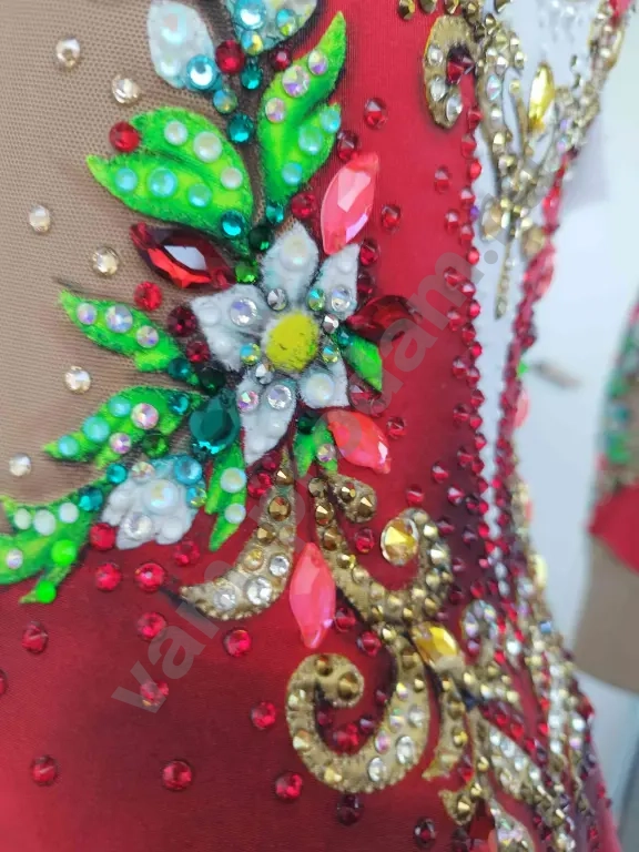 Купальник для художественной гимнастики