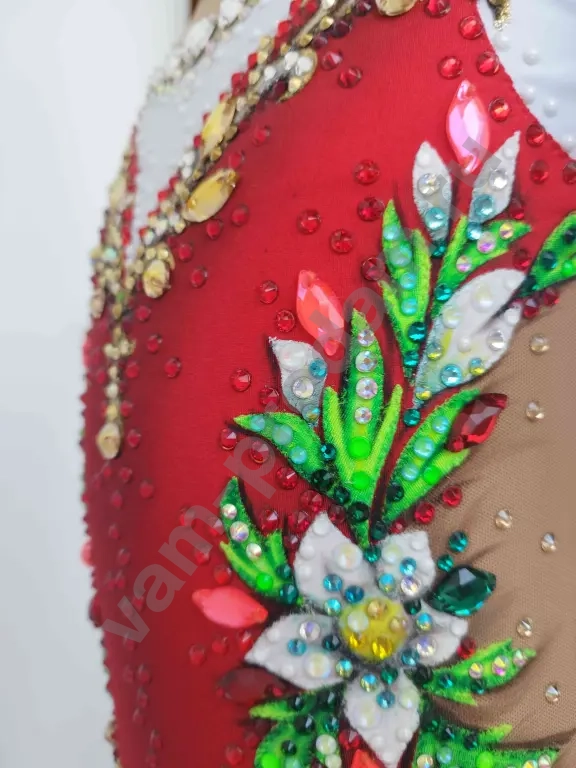 Купальник для художественной гимнастики