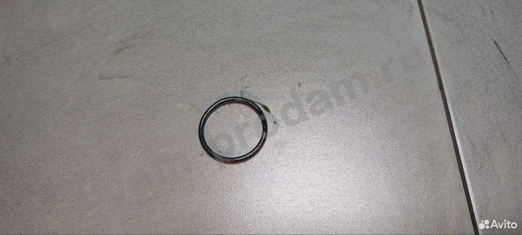 Кольцо уплотнительное свечного колодца