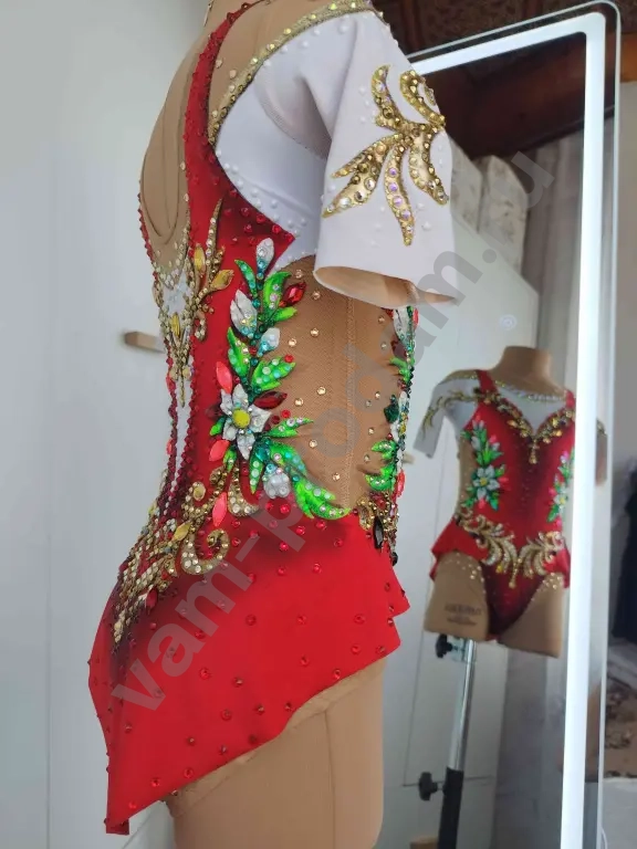 Купальник для художественной гимнастики