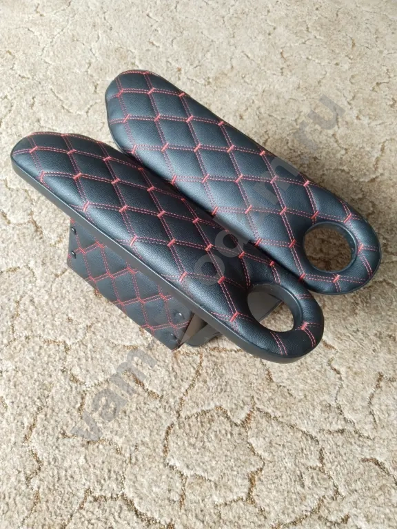 подлокотник водителя Газель