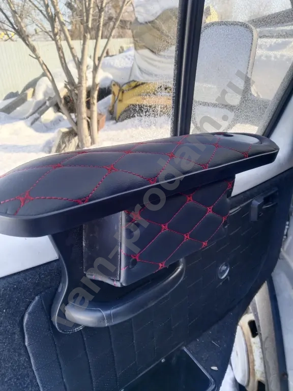 подлокотник водителя Газель