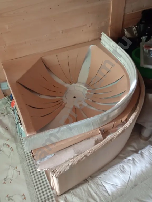 Душевая кабина новая в упаковке Тритон 90*90